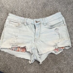 SO Light Wash Distressed Jean Shorts SEE PHOTOS